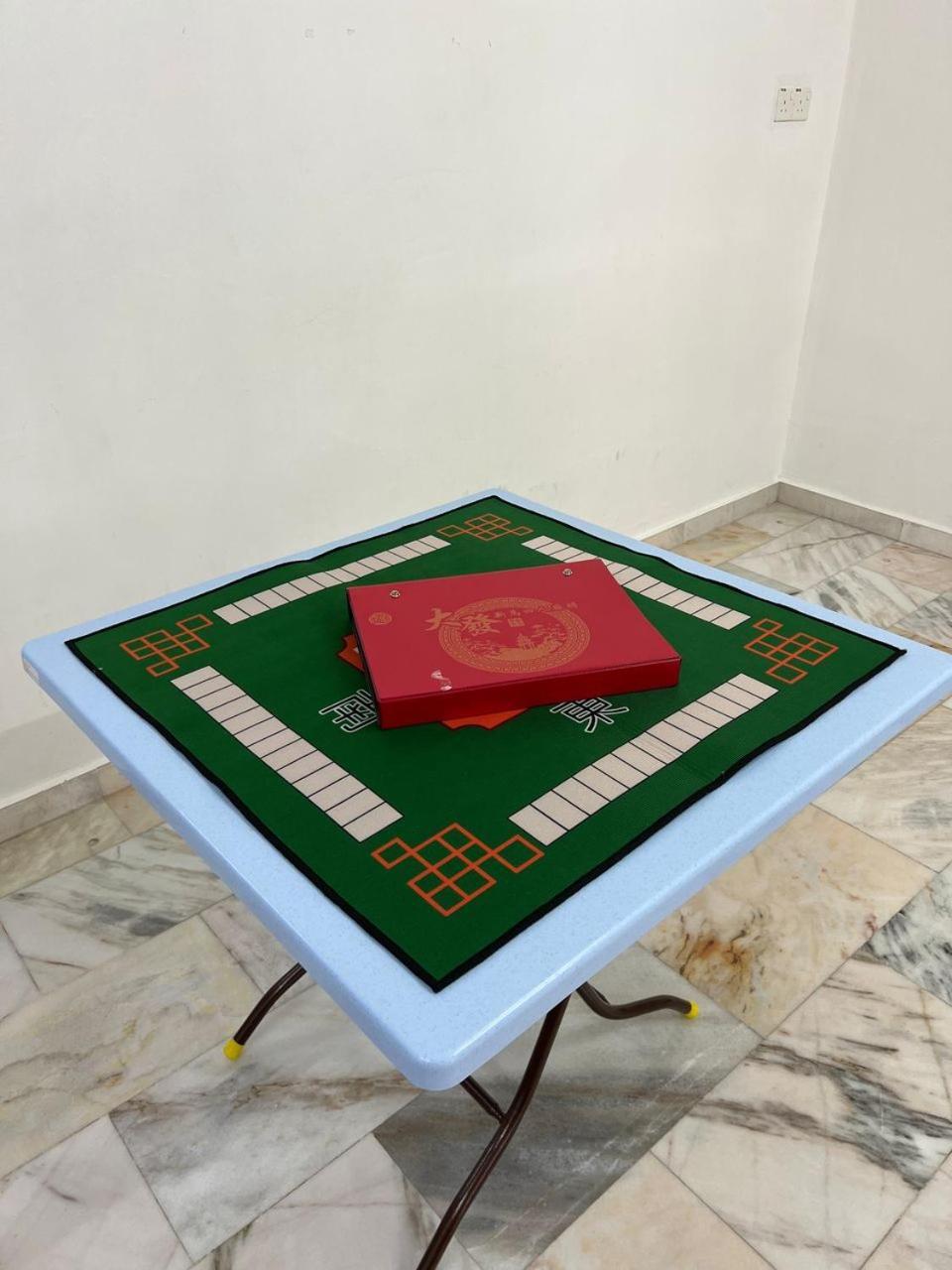 M Guest House2 Muar Bagian luar foto